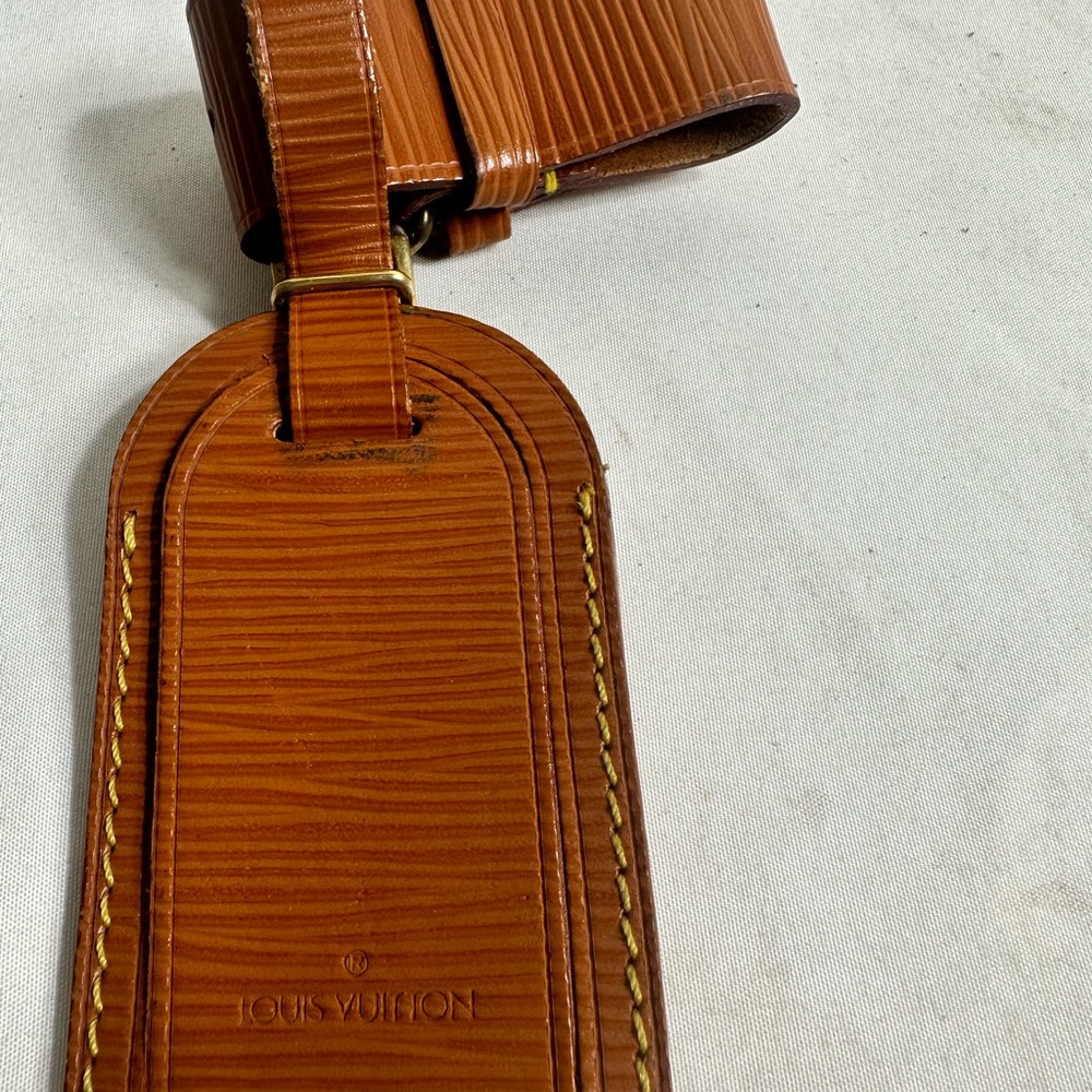 Louis Vuitton Luggage Name Tag and Poignant